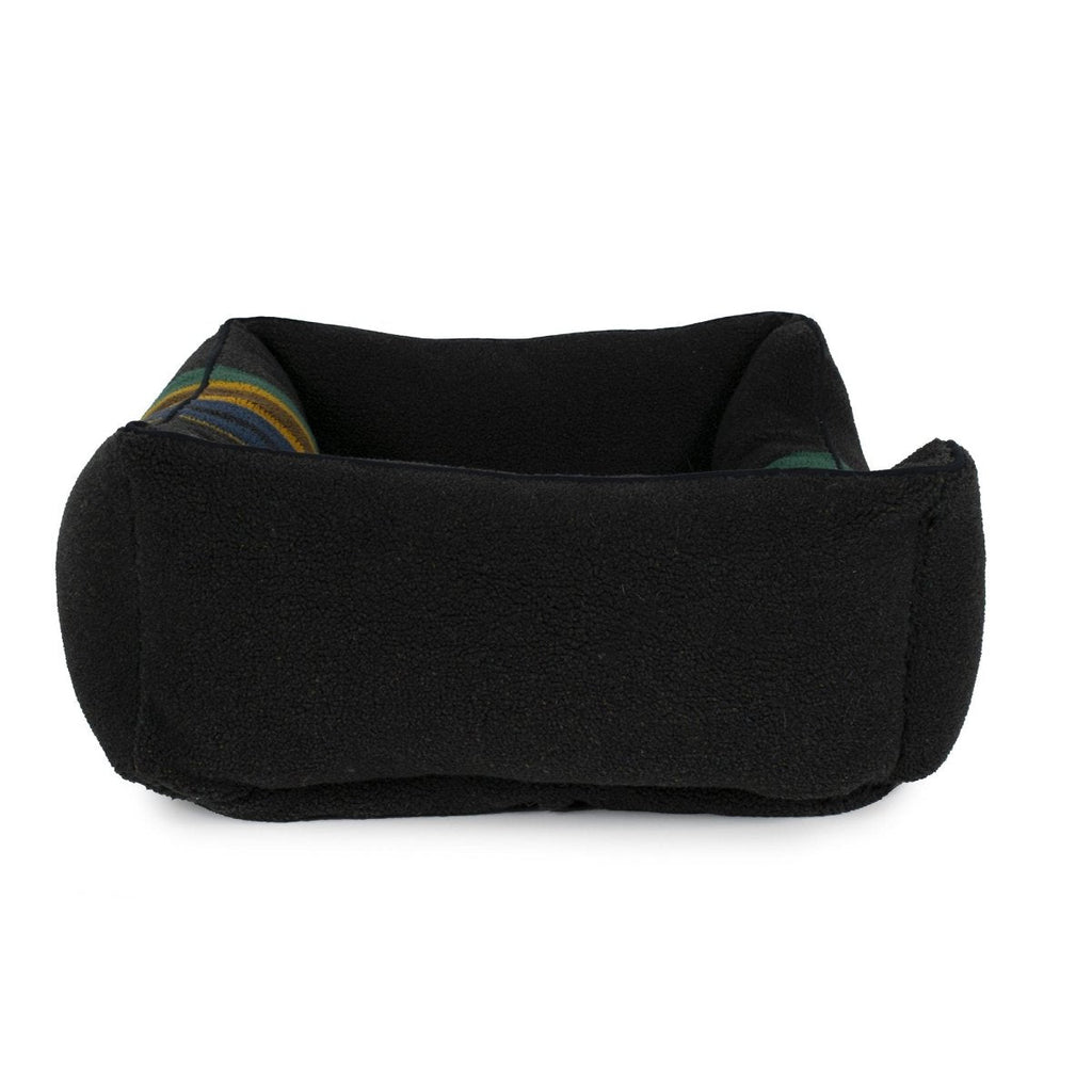 Pendleton Vintage Camp Oxford Black Kuddler Berber Dog Bed